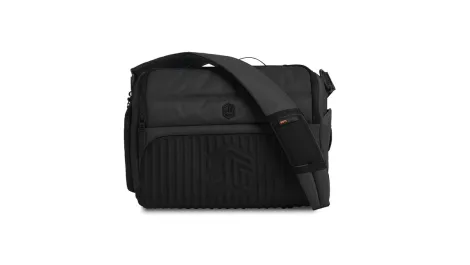 Hands-on Review: STM Dux Messenger laptop bag